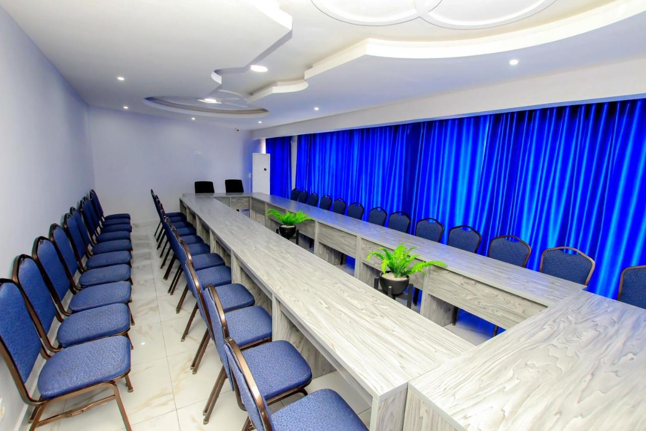 Hotel Galilee كوتونو المظهر الخارجي الصورة