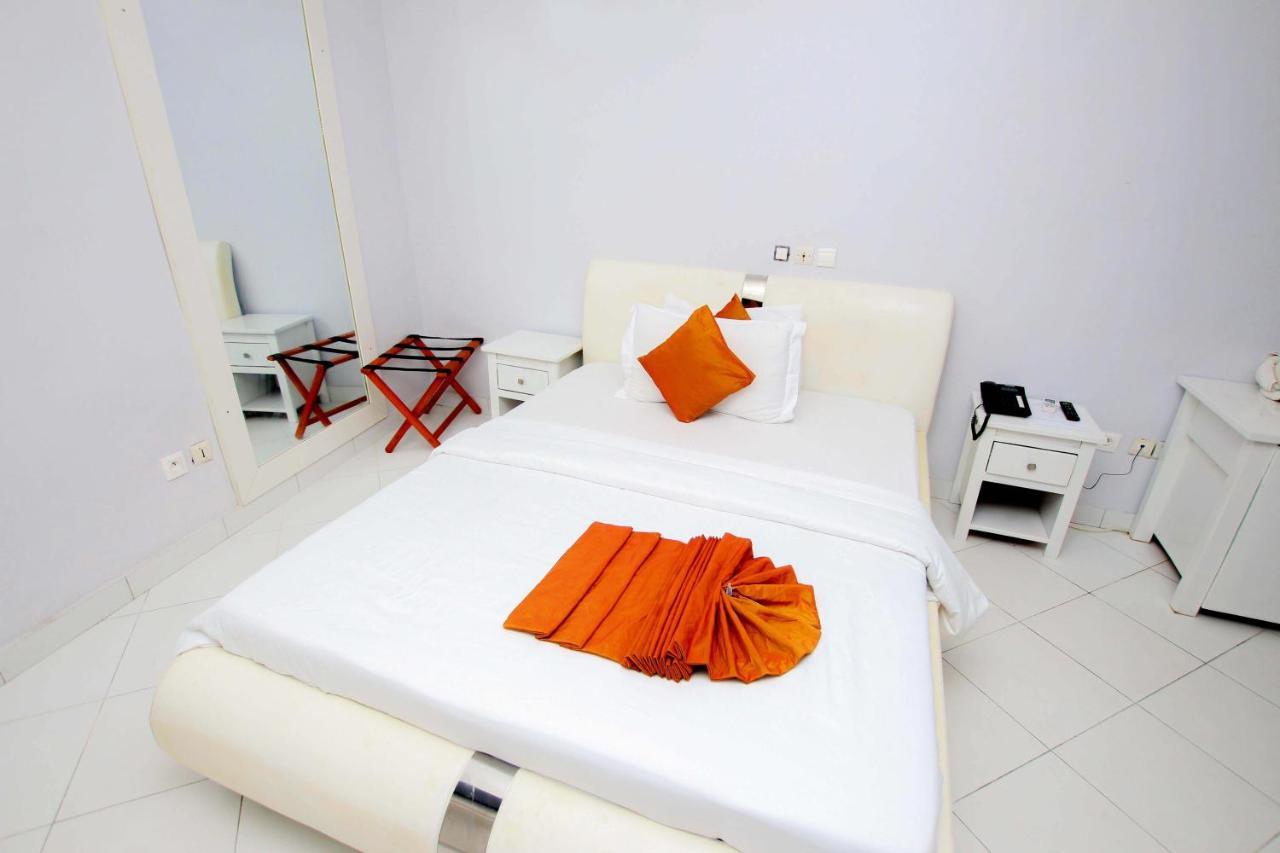 Hotel Galilee كوتونو المظهر الخارجي الصورة