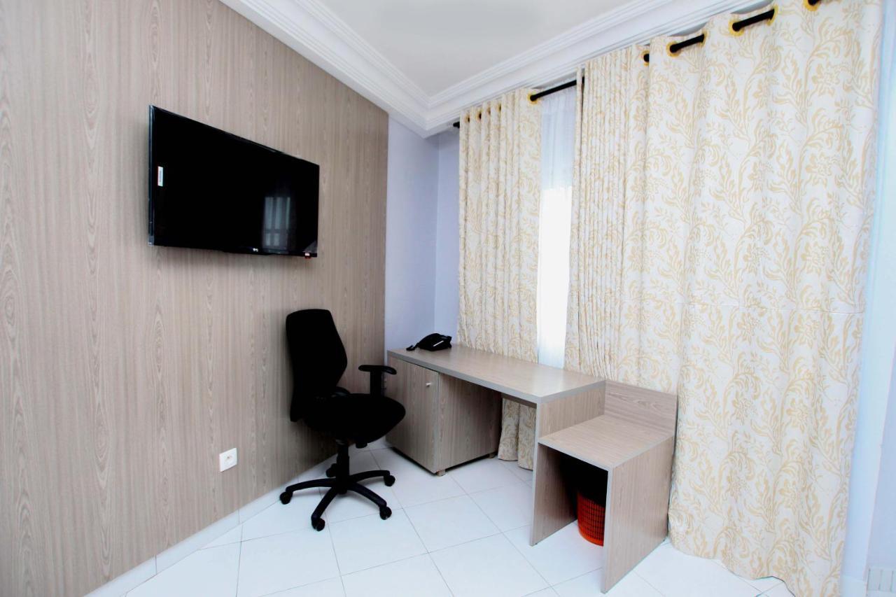 Hotel Galilee كوتونو المظهر الخارجي الصورة